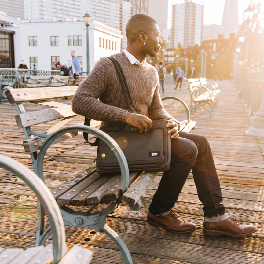 Astor Slim Brief - 15.6 in Padded Laptop Brief – Solo New York