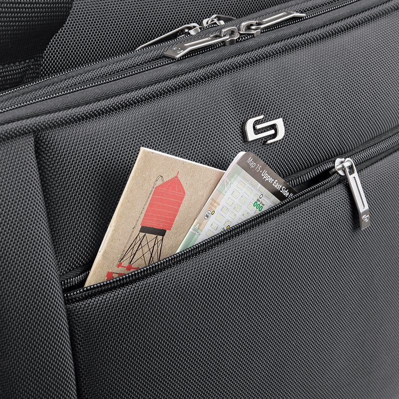 Solo Black 17.3 Classic Rolling Laptop Case